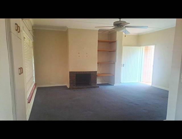 2 BEDROOM TOWNHOUSE FOR SALE IN SABIE EXT 9